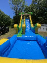 AFD36CD5 23EE 4849 ACEF 2AA5AAC9EB28 1656443938 18 FT Tropical Waterslide